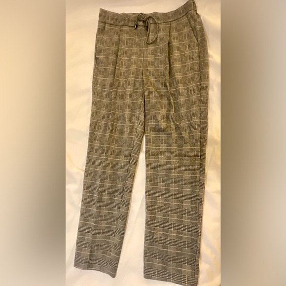 Pants - 10$ or 2/15$
Classic Checkered Trousers - Black